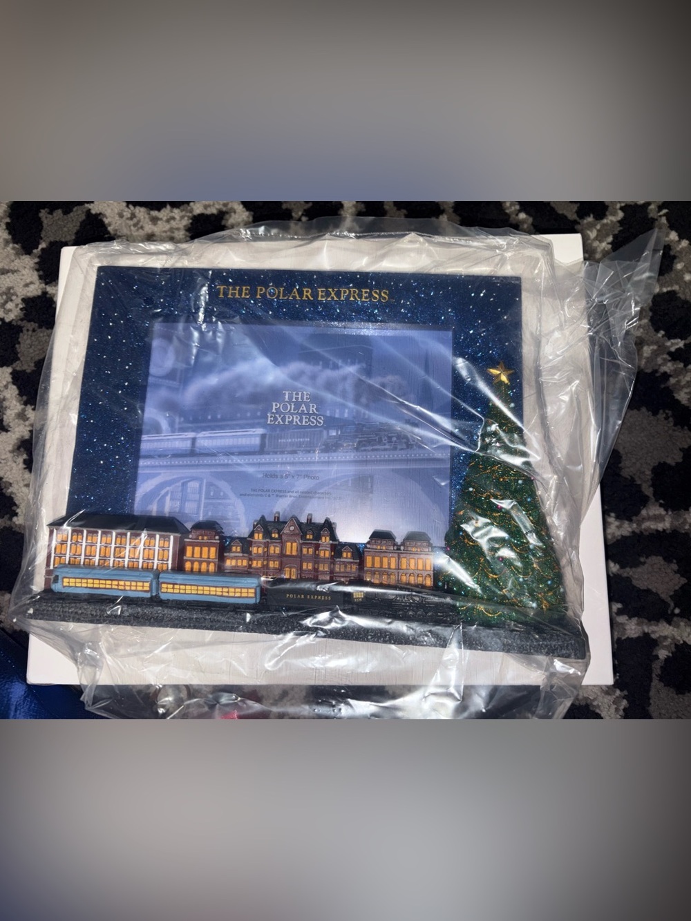 Polar Express bundle. - Picture 3 of 5